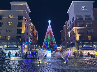 Branson Landing to celebrate new tree with lighting ceremony Thursday –  Branson Christmas Info